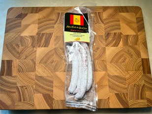 Бастони колбаски сыровяленные классические: Колбаски сыровяленые Mini Fuet 