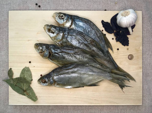 Арахис в глазури со вкусом барбекю: Густера вяленая