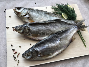 Арахис в глазури со вкусом барбекю: Плотва вяленая